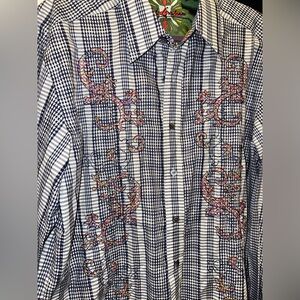 NWOT Robert Graham Button Down